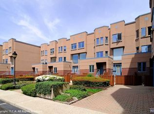 312 Nelson Ct, Edgewater, NJ 07020