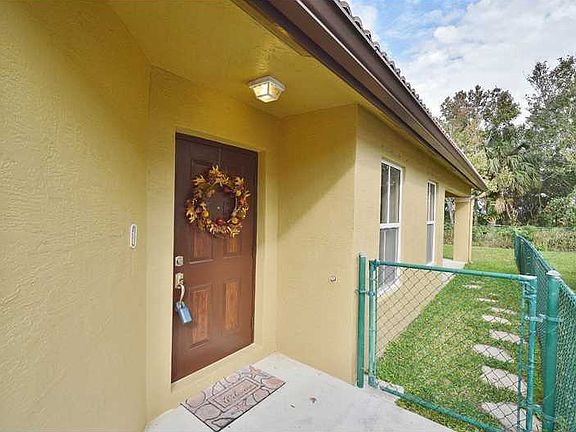 3rd image of 2213 NW 208th Ter