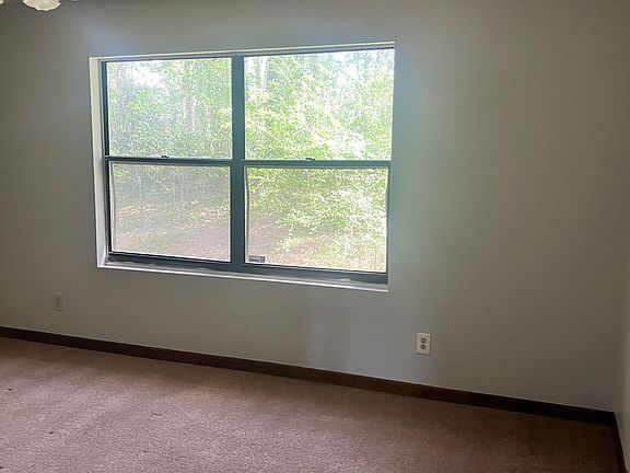 4th image of 1066 Carmel Way