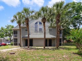 6052 Westgate Dr