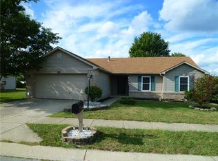 12116 Bearsdale Dr, Indianapolis, IN 46235