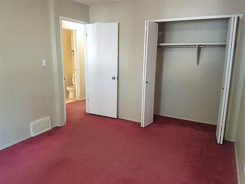 5th image of 14736 32nd St