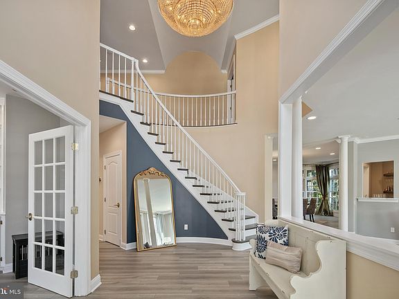 2nd image of 5507 Hamlet Hill Ct