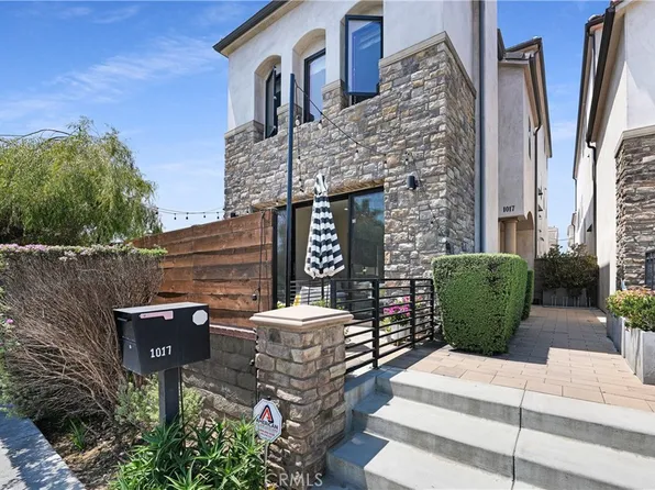 1017 Delaware St, Huntington Beach, CA 92648