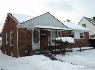 26211 Ronald St, Roseville, MI 48066