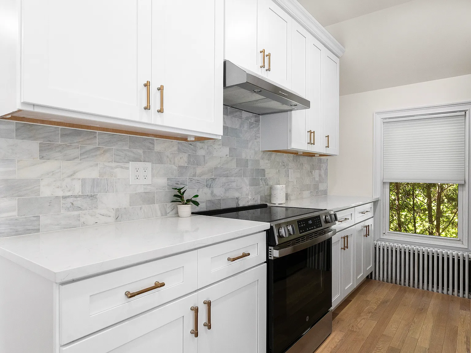 2 bed, 1400 sqft, $2,195 — Photo 4