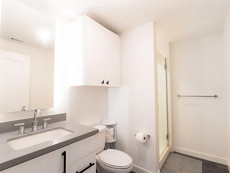 49 Navasota St #209 — Photo 9