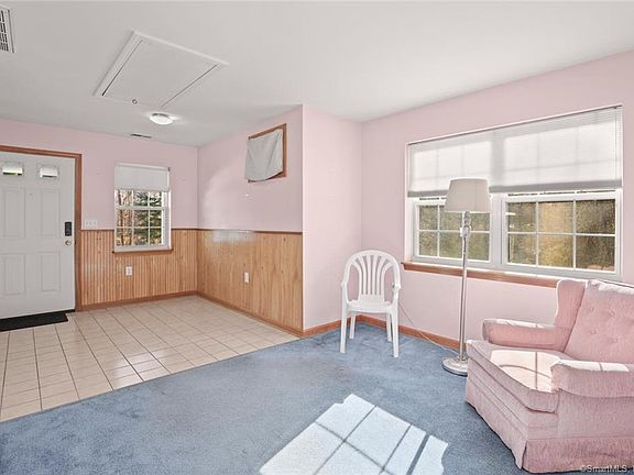 3rd image of 333 West Ave Unit 9