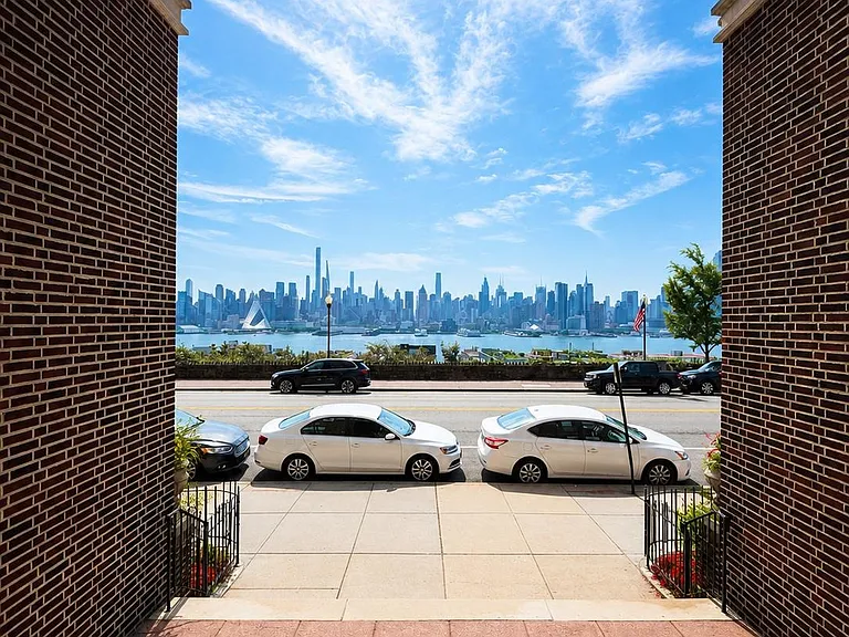 883 Boulevard East #5D — Photo 12