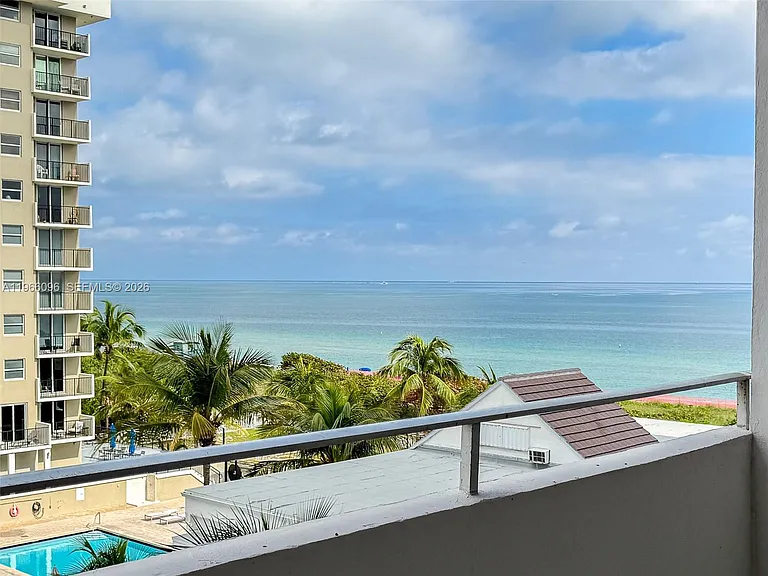 9225 Collins Ave #609 — Photo 25