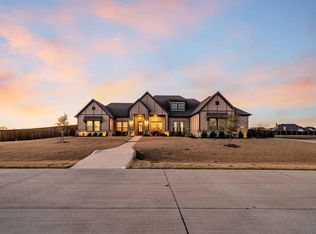 311 Lakota Pkwy, Waxahachie, TX 75165