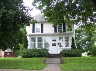 1616 15th Ave, Monroe, WI 53566