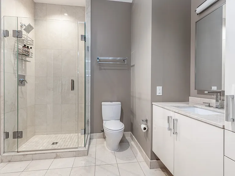 32 Traveler St #Penthouse 8 — Photo 16