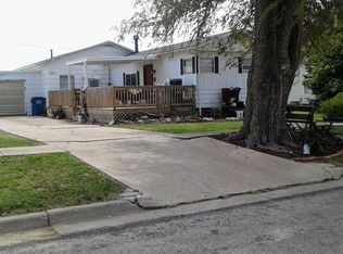 114 S Greeley Ave, Lucas, KS 67648