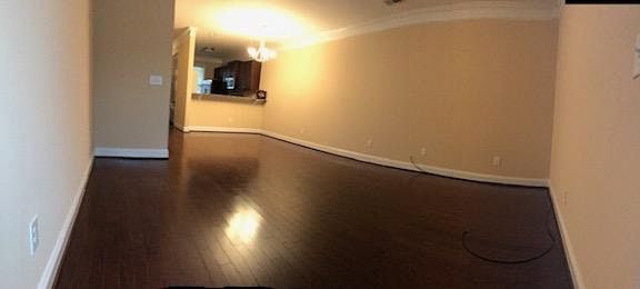 Living room view to the Kitchen