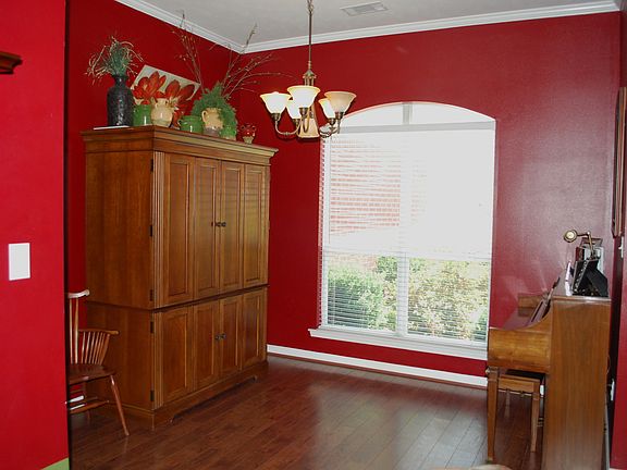 Formal Dining/Office