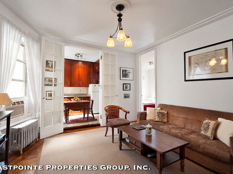 1st image of 261 W 22nd St #2/0