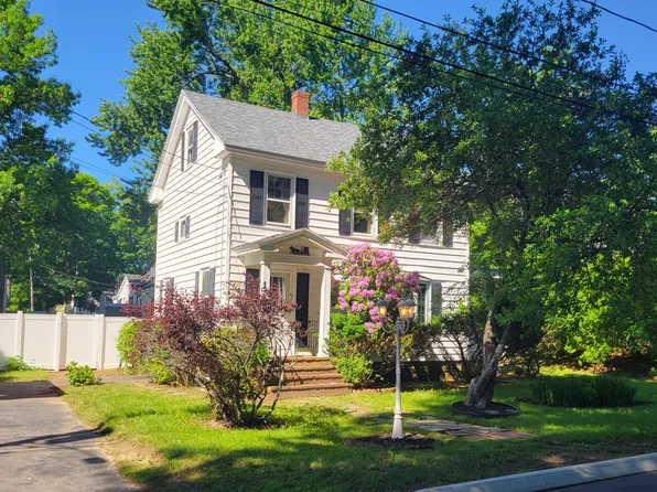 19 Beechwood Avenue, Westbrook, ME 04092