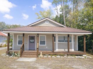 255 The Prado, Apalachicola, FL 32320