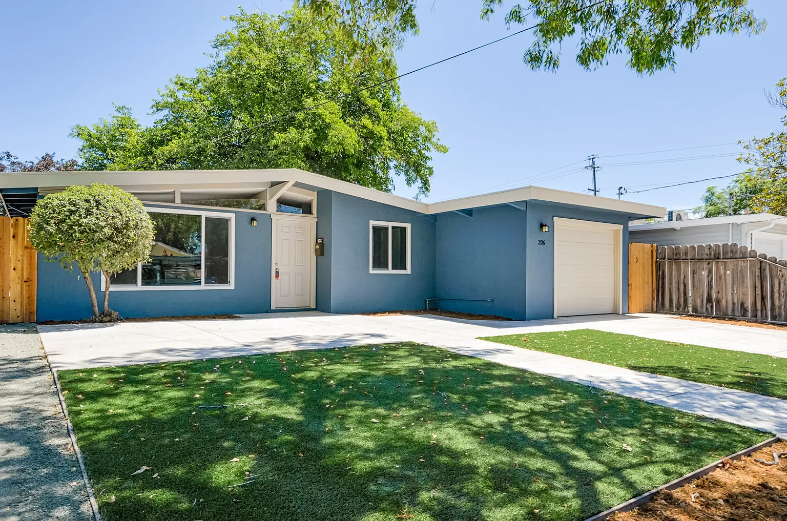 326 Bernal Ave photo 1