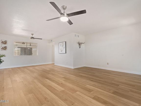 4th image of 8041 N 31ST Drive