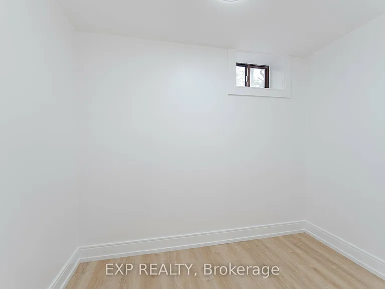 716 Brock Ave #B — Photo 17