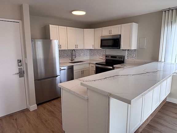 2nd image of 2140 Kuhio Ave APT 1102