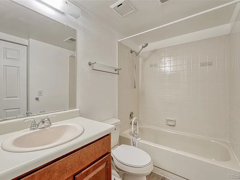 491 S Kalispell Way #101 — Photo 21