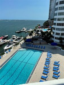 801 Brickell Bay Dr APT 667, Miami, FL, 33131
