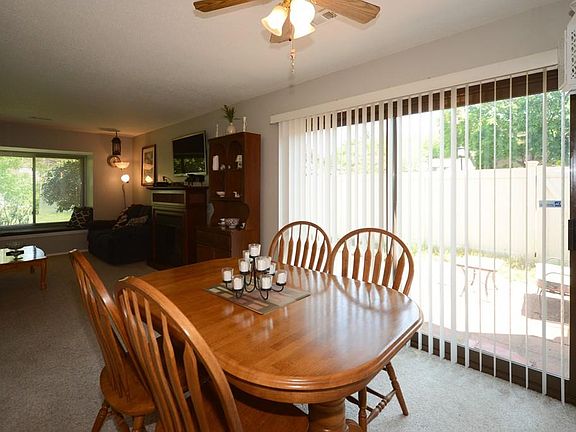 4th image of 35 Greenbrook Dr