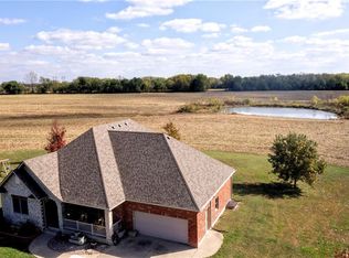 33415 S State Route T, Archie, MO 64725