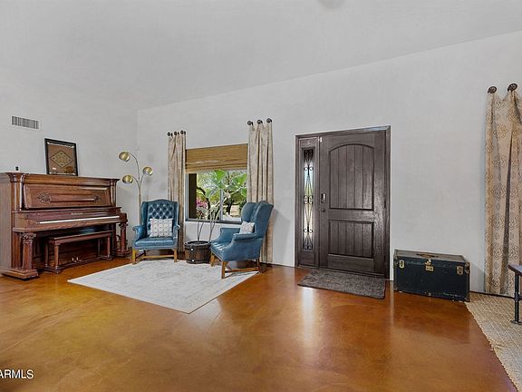 5th image of 32627 N 48th St