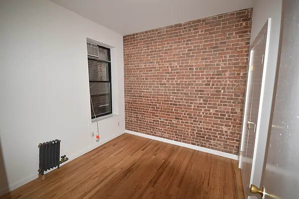 Rented by Compass | media 43