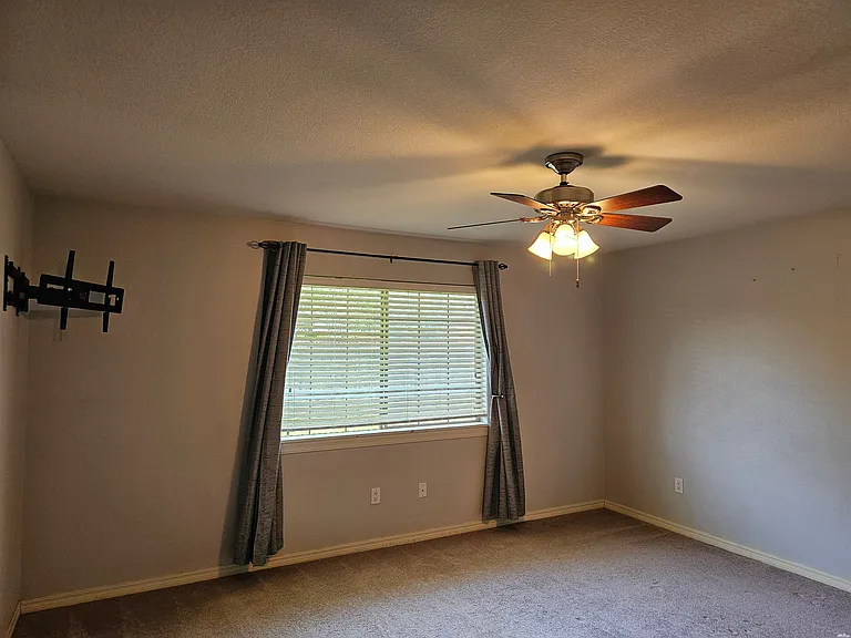 3705 Benjamin Davis Dr — Photo 10