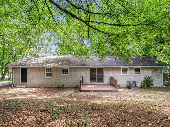 4402 Canary Ct, Lithia Springs, GA 30122