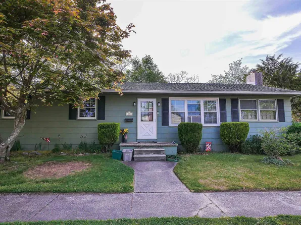 17 Short St, Absecon, NJ 08201