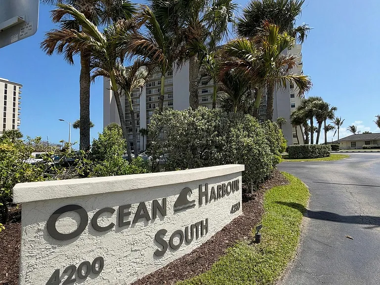 4250 N Highway A1A #805 — Photo 1