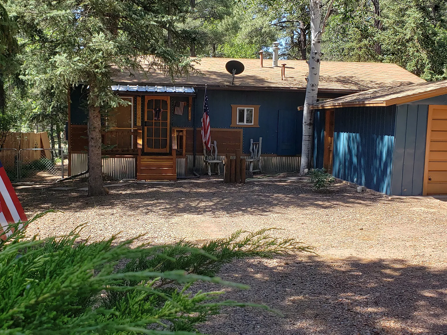 2 bed, 1000 sqft, $1,800 — Photo 1