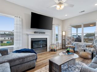 10049 Alabama St, Bay Saint Louis, MS 39520