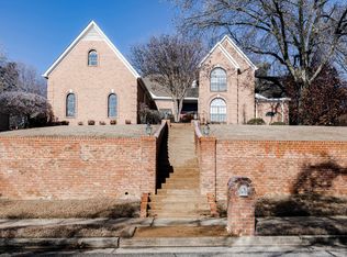 209 Walnut Trace Dr, Cordova, TN 38018