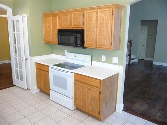 4th image of 2604 Creekhaven Dr