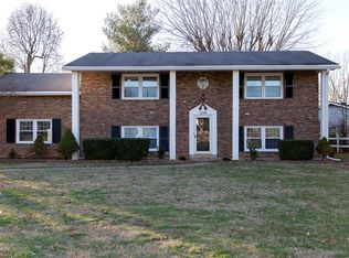 1230 Shawnee Way, Bowling Green, KY 42104