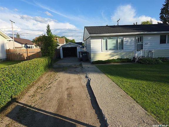 2nd image of 307 Gastle STREET