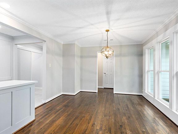 5th image of 5515 Hooks Ave