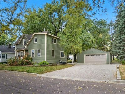 107 Redwood St N, Lester Prairie, MN, 55354