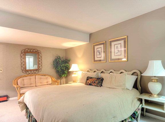 3rd image of 1311 Beachview Dr #2