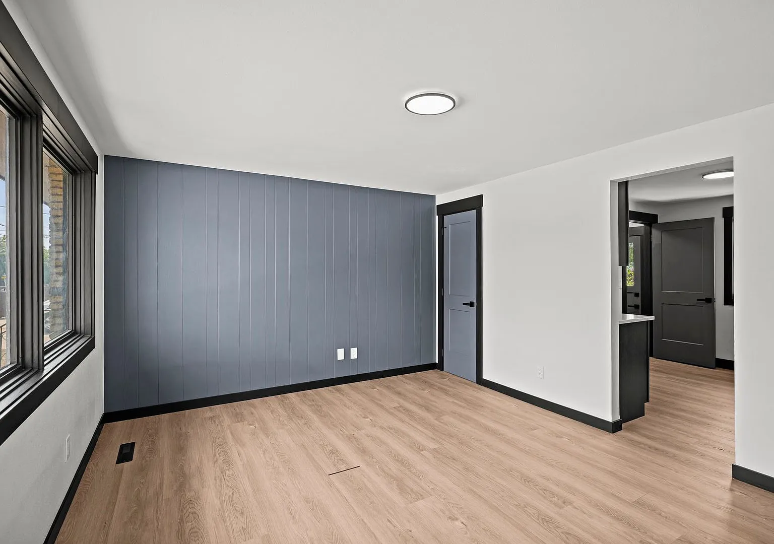 3717 N Perry St — Photo 2