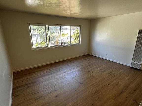 2nd image of 10786 Pippin St APT 4
