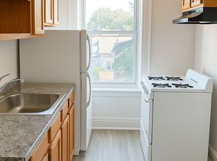 75 Grove St #N31, Montclair, NJ 07042