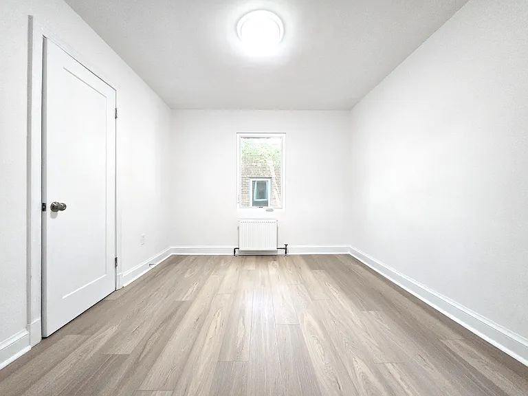 4526 Avondale St #1 — Photo 15